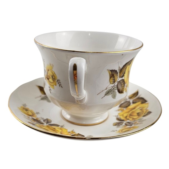 Royal China Queen Anne Teacup and Saucer Yellow Rose Floral Gold Trim England - Picture 2 of 8